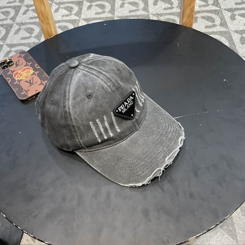 Prada cap (43)